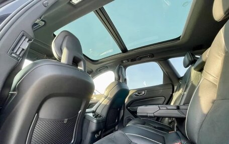 Volvo XC60 II, 2018 год, 3 399 999 рублей, 12 фотография