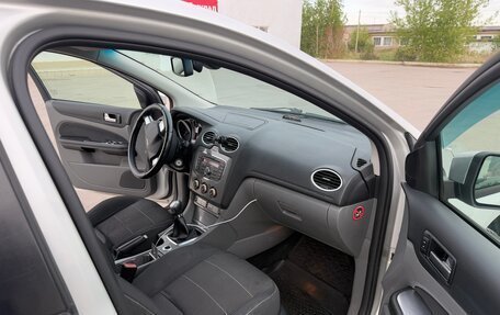 Ford Focus II рестайлинг, 2010 год, 550 000 рублей, 3 фотография