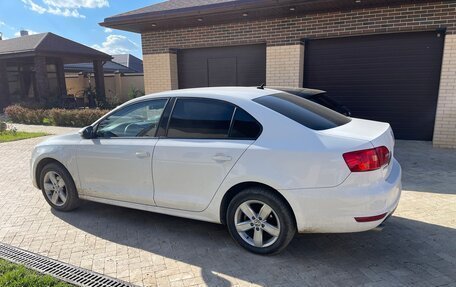 Volkswagen Jetta VI, 2012 год, 850 000 рублей, 3 фотография