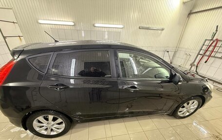 Hyundai Solaris II рестайлинг, 2012 год, 670 000 рублей, 9 фотография