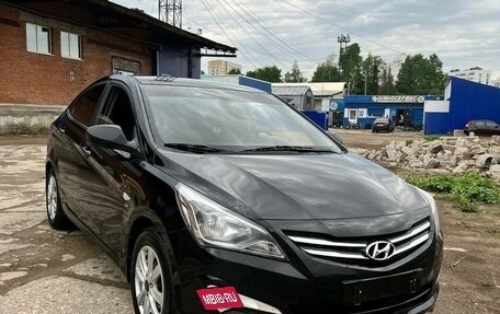 Hyundai Solaris II рестайлинг, 2015 год, 1 450 000 рублей, 2 фотография