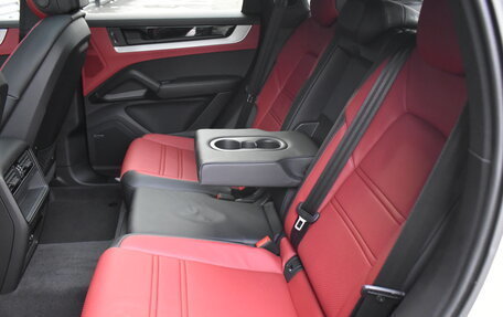 Porsche Cayenne III, 2025 год, 17 000 000 рублей, 18 фотография