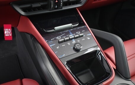Porsche Cayenne III, 2025 год, 17 000 000 рублей, 23 фотография