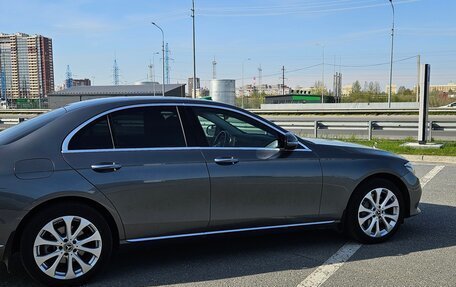 Mercedes-Benz E-Класс, 2019 год, 4 550 000 рублей, 6 фотография