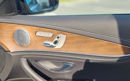 Mercedes-Benz E-Класс, 2019 год, 4 550 000 рублей, 21 фотография