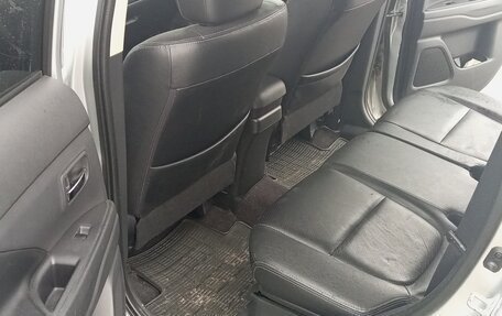 Mitsubishi Outlander III рестайлинг 3, 2014 год, 1 320 000 рублей, 10 фотография