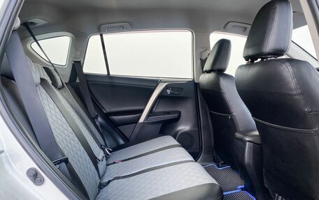 Toyota RAV4, 2013 год, 1 890 000 рублей, 18 фотография