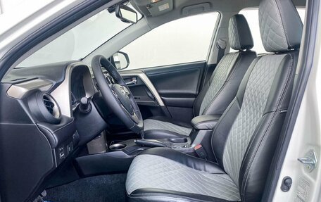 Toyota RAV4, 2013 год, 1 890 000 рублей, 16 фотография