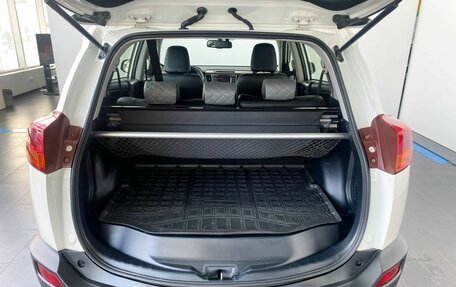 Toyota RAV4, 2013 год, 1 890 000 рублей, 11 фотография