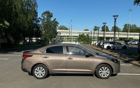 Hyundai Solaris II рестайлинг, 2021 год, 1 650 000 рублей, 2 фотография