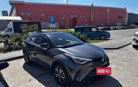Toyota C-HR I рестайлинг, 2019 год, 3 100 000 рублей, 17 фотография