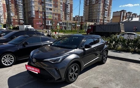 Toyota C-HR I рестайлинг, 2019 год, 3 100 000 рублей, 15 фотография