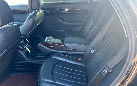 Audi A8, 2011 год, 1 800 000 рублей, 13 фотография