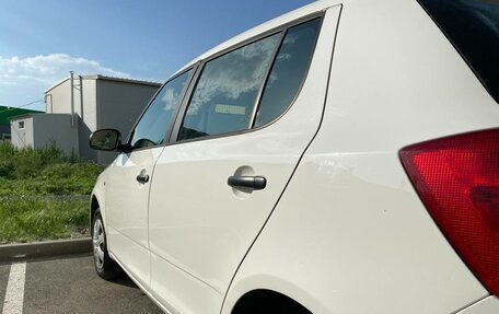 Skoda Fabia II, 2013 год, 710 000 рублей, 5 фотография
