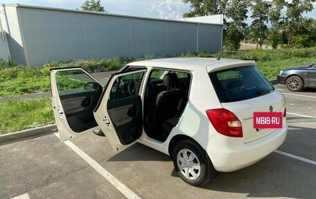 Skoda Fabia II, 2013 год, 710 000 рублей, 3 фотография