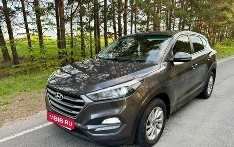 Hyundai Tucson III, 2017 год, 2 000 000 рублей, 2 фотография