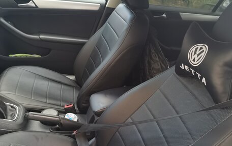 Volkswagen Jetta VI, 2013 год, 1 125 000 рублей, 3 фотография