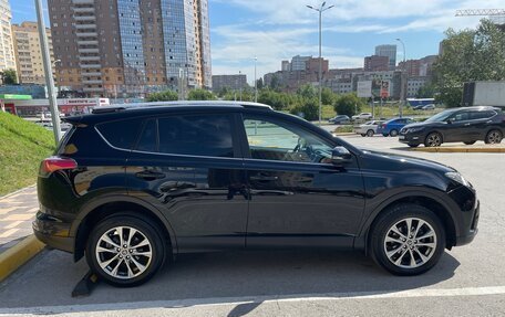 Toyota RAV4, 2018 год, 2 990 000 рублей, 7 фотография