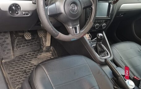 Volkswagen Jetta VI, 2013 год, 1 125 000 рублей, 8 фотография