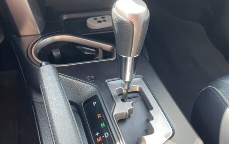Toyota RAV4, 2018 год, 2 990 000 рублей, 19 фотография