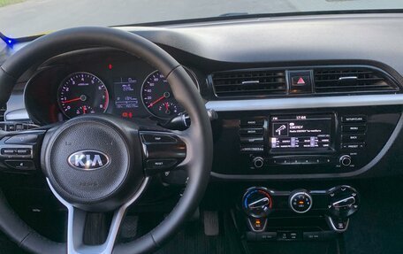 KIA Rio IV, 2019 год, 999 000 рублей, 18 фотография