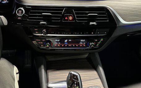 BMW 5 серия, 2021 год, 9 650 000 рублей, 13 фотография