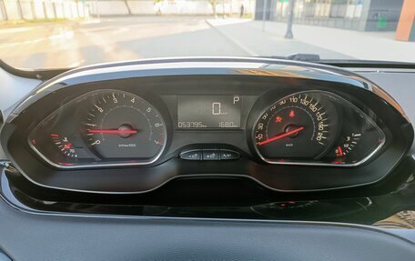 Peugeot 208 II, 2014 год, 725 000 рублей, 4 фотография