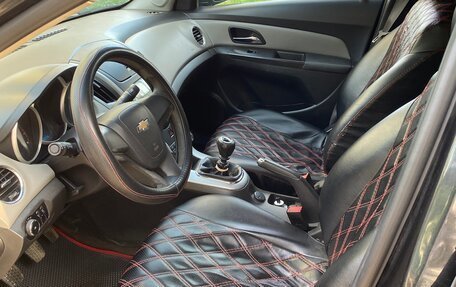 Chevrolet Cruze II, 2013 год, 570 000 рублей, 4 фотография