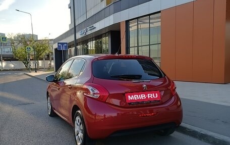 Peugeot 208 II, 2014 год, 725 000 рублей, 8 фотография
