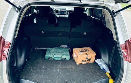 Toyota RAV4, 2013 год, 2 150 000 рублей, 6 фотография
