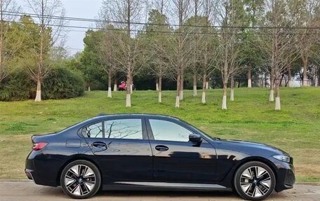 BMW i3 I01 рестайлинг, 2024 год, 3 000 000 рублей, 4 фотография