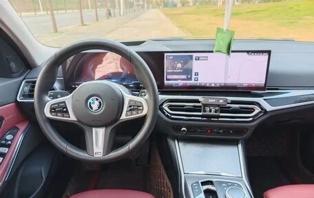 BMW i3 I01 рестайлинг, 2024 год, 3 000 000 рублей, 12 фотография