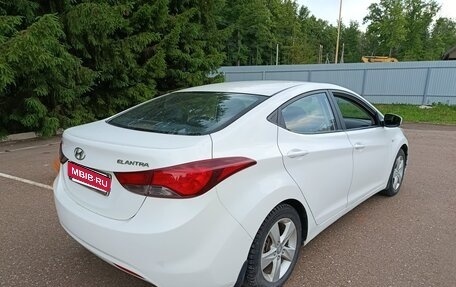Hyundai Elantra V, 2013 год, 888 000 рублей, 1 фотография