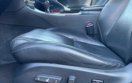 Lexus IS II рестайлинг 2, 2008 год, 1 700 000 рублей, 10 фотография