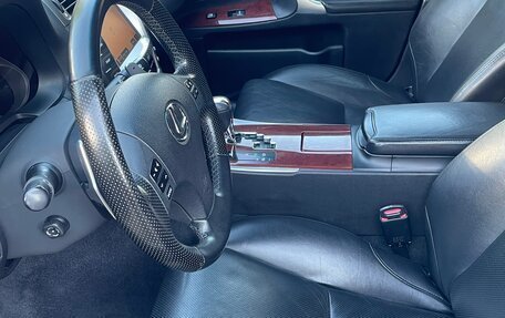 Lexus IS II рестайлинг 2, 2008 год, 1 700 000 рублей, 11 фотография