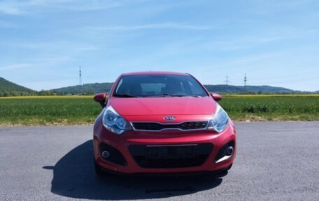 KIA Rio III рестайлинг, 2011 год, 800 000 рублей, 8 фотография