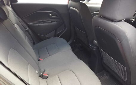 KIA Rio III рестайлинг, 2011 год, 800 000 рублей, 11 фотография