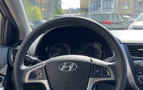Hyundai Solaris II рестайлинг, 2015 год, 1 149 000 рублей, 12 фотография