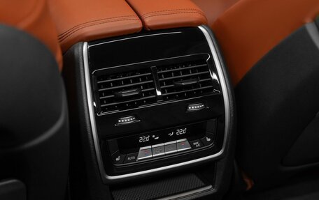 BMW X6, 2023 год, 13 545 000 рублей, 30 фотография