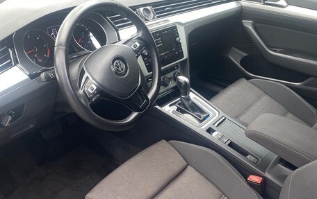 Volkswagen Passat B8 рестайлинг, 2018 год, 1 970 000 рублей, 8 фотография
