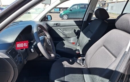 Volkswagen Golf IV, 2001 год, 550 000 рублей, 11 фотография