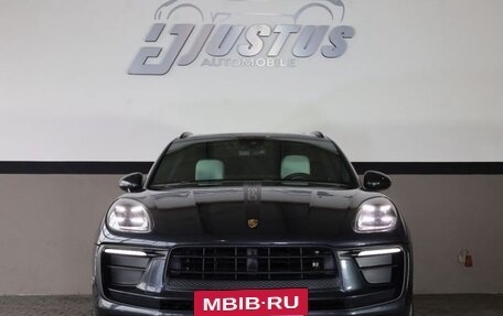 Porsche Macan I рестайлинг, 2022 год, 6 111 111 рублей, 2 фотография