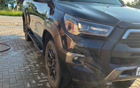 Toyota Hilux VIII, 2020 год, 4 900 000 рублей, 2 фотография