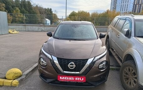 Nissan Juke II, 2022 год, 2 700 000 рублей, 9 фотография