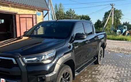 Toyota Hilux VIII, 2020 год, 4 900 000 рублей, 4 фотография