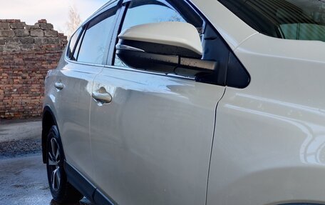 Toyota RAV4, 2017 год, 2 900 000 рублей, 13 фотография
