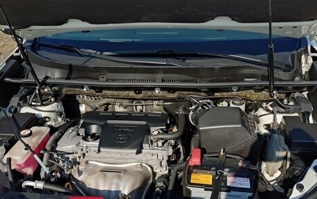 Toyota RAV4, 2017 год, 2 900 000 рублей, 18 фотография