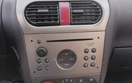 Opel Corsa C рестайлинг, 2002 год, 249 000 рублей, 7 фотография