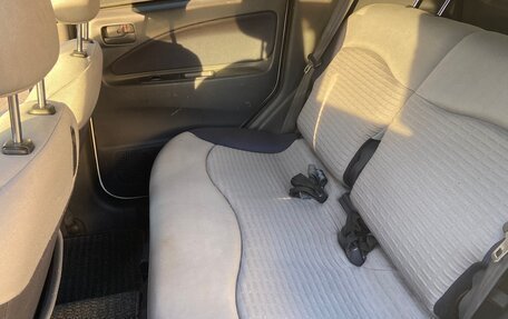 Mitsubishi Colt VI рестайлинг, 2003 год, 310 000 рублей, 5 фотография