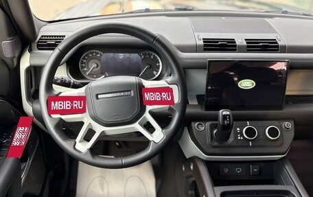 Land Rover Defender II, 2023 год, 12 500 000 рублей, 18 фотография